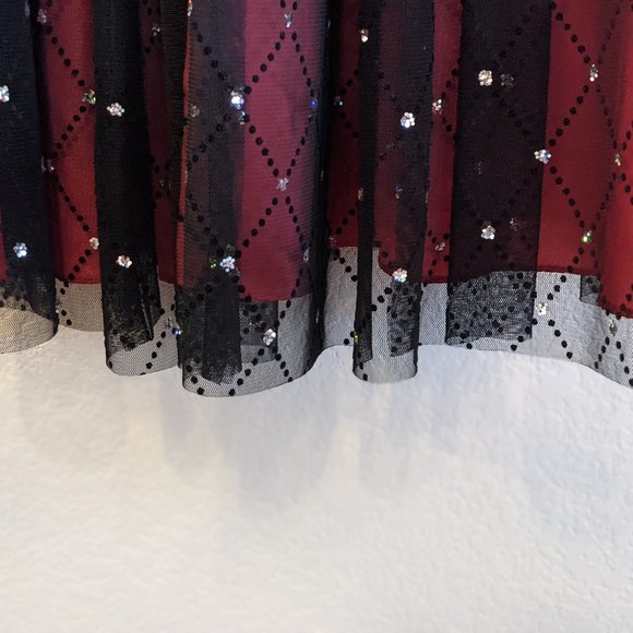 Dressy Evening Event Mid Calf Glittery - Picture 6 of 6